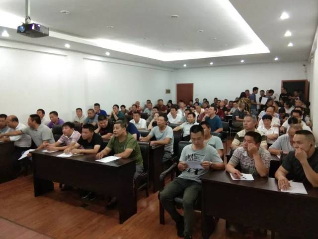泰寧縣交通運輸局特邀高級講師授課營運客貨車駕駛員安全文明駕駛教育培訓入心入腦